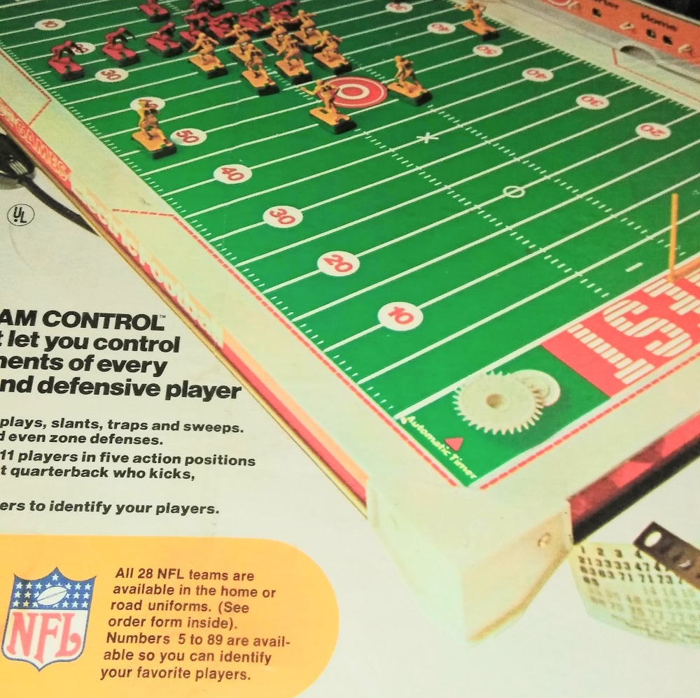 Vintage lectric foot ball game pre own good condit